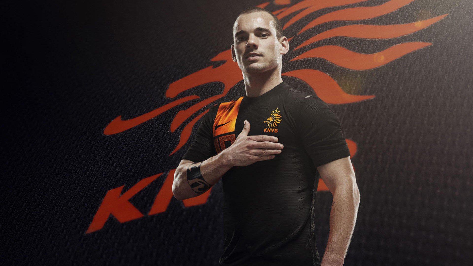 格拉利什畅谈人生挚爱，足球、家庭与曼城荣耀全揭秘