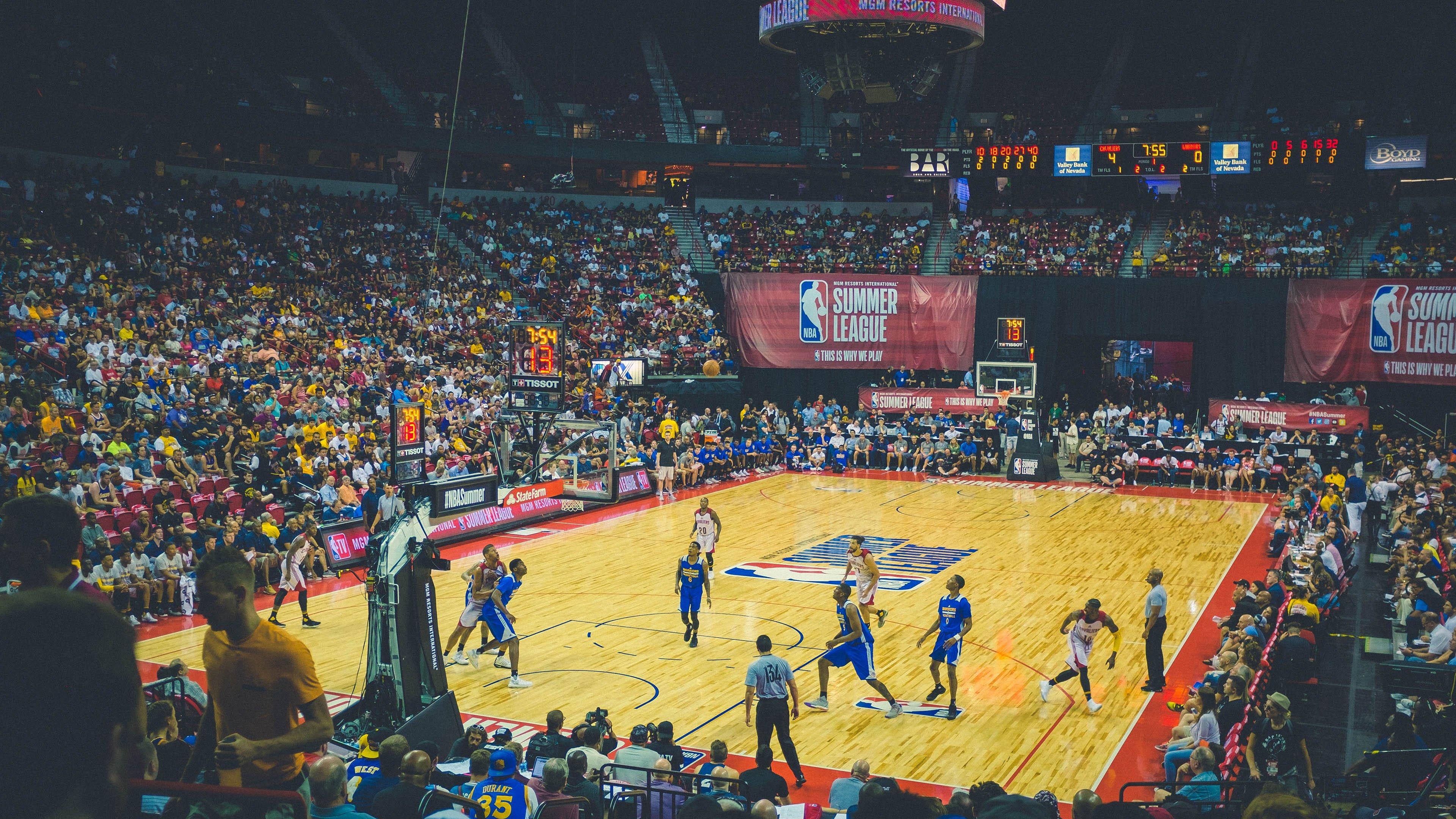 虎父无犬子!魔术官方晒霍华德父子合影引回忆与期待